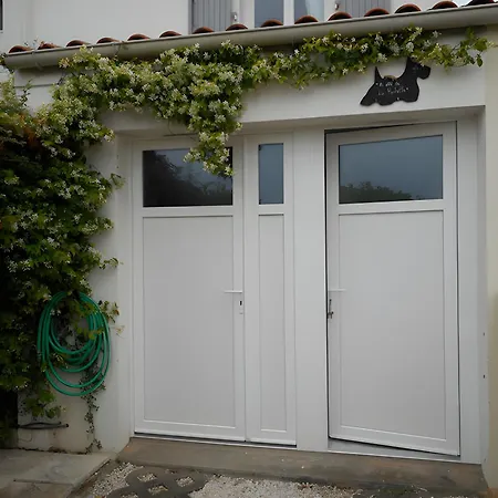 Dom wakacyjny A Coté De La Rochelle